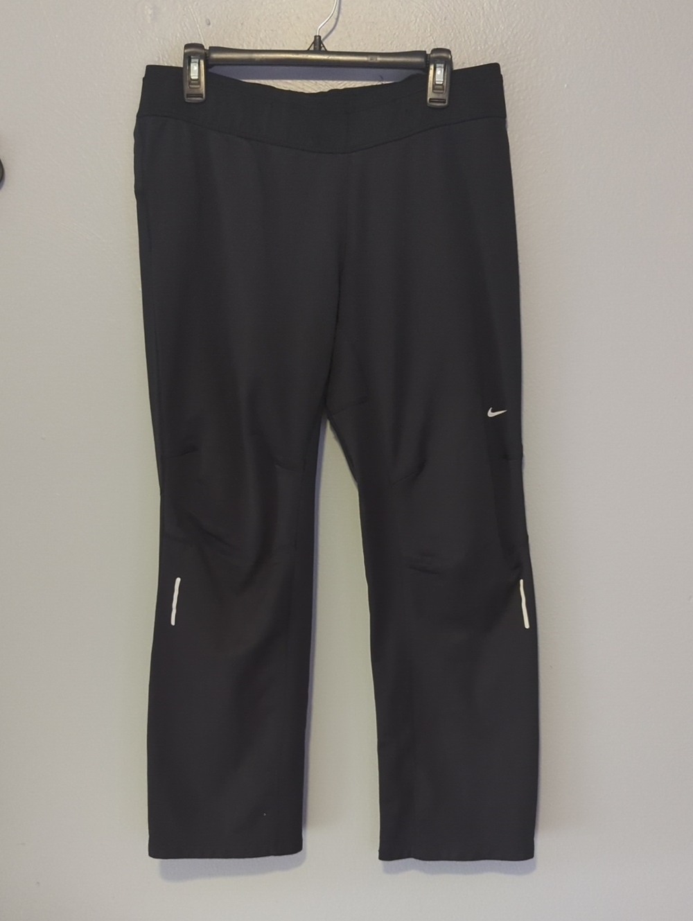 Nike Running Dri-fit Black Sweat Pants with White Reflective Zipper Pocket L